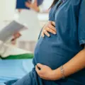 Tiroide e gravidanza: perché il controllo va fatto prima, non dopo